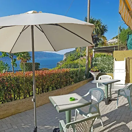 Апартаменты Bellavista Patio And View By Gardadomusmea